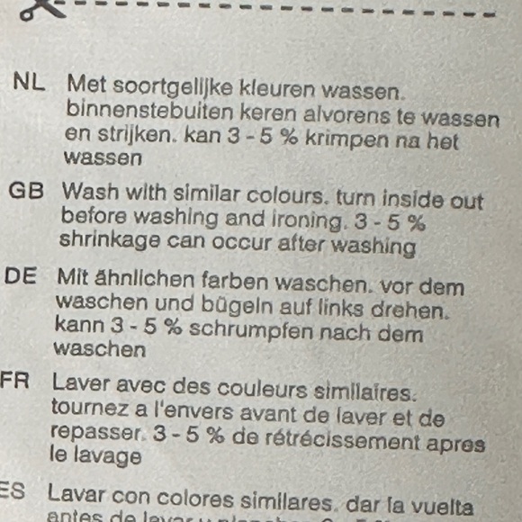 Summer Top with Interesting Back - Picture 8 of 9